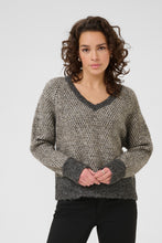 Laden Sie das Bild in den Galerie-Viewer, Kaffe Pullover Melinda