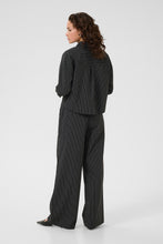 Laden Sie das Bild in den Galerie-Viewer, Kaffe Bluse Eliana