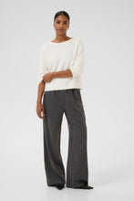 Laden Sie das Bild in den Galerie-Viewer, Kaffe Pullover Betty