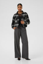 Laden Sie das Bild in den Galerie-Viewer, Kaffe Jacke Lily