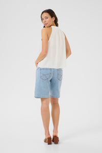 Cream Top Lora