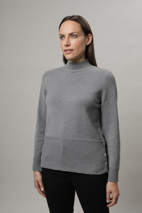 Gollehaug Pullover mit Kelchkragen und Knopfblende