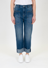 Laden Sie das Bild in den Galerie-Viewer, Blue Monkey Jeans Alanqa