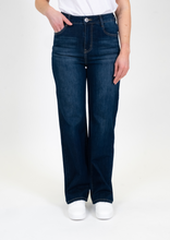 Laden Sie das Bild in den Galerie-Viewer, Blue Monkey Jeans Liz