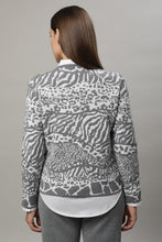 Laden Sie das Bild in den Galerie-Viewer, Gollehaug Strickjacke mit Rundhals und Jacquardmuster
