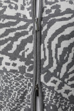 Laden Sie das Bild in den Galerie-Viewer, Gollehaug Strickjacke mit Rundhals und Jacquardmuster