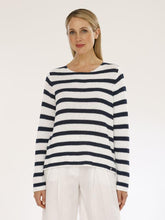 Laden Sie das Bild in den Galerie-Viewer, Gollehaug Ringel-Pullover