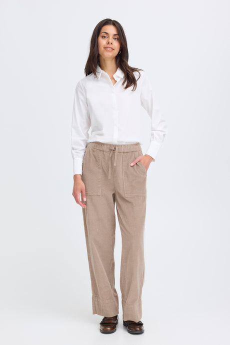 Fransa Cordhose Salomi
