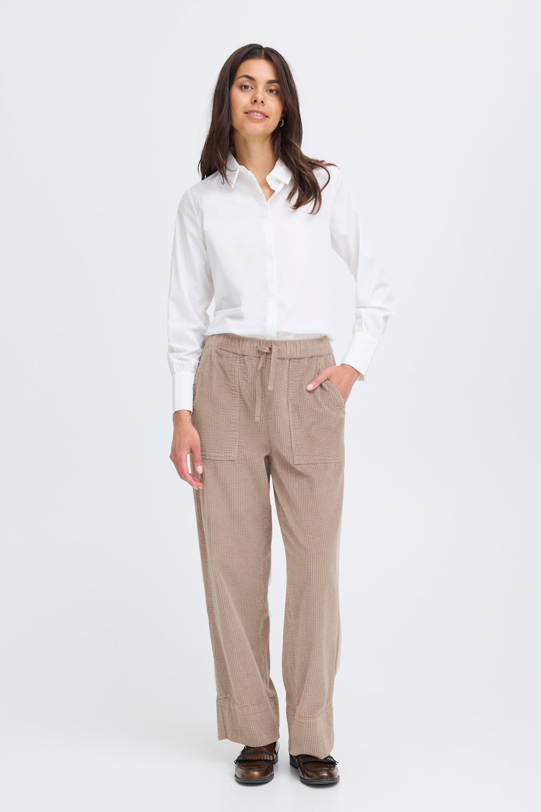 Fransa Cordhose Salomi