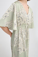 Laden Sie das Bild in den Galerie-Viewer, B.Young Kleid Jannike