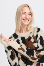 Laden Sie das Bild in den Galerie-Viewer, B.Young Pullover Omea