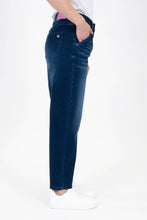 Laden Sie das Bild in den Galerie-Viewer, Blue Monkey Jeans Ashley