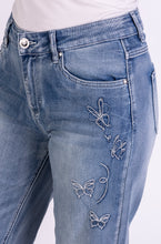 Laden Sie das Bild in den Galerie-Viewer, Blue Monkey Jeans Zoe Wide Leg
