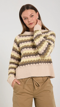 Laden Sie das Bild in den Galerie-Viewer, Freequent Pullover Nezzy