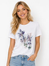 Laden Sie das Bild in den Galerie-Viewer, Bella Donna T-Shirt Flieder