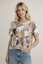 Laden Sie das Bild in den Galerie-Viewer, Gollehaug T-Shirt Nougat