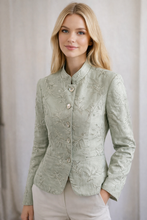 Laden Sie das Bild in den Galerie-Viewer, White Label Janker Salbeigrün