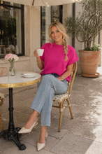 Laden Sie das Bild in den Galerie-Viewer, Bella Donna Shirt Scuba Fuchsia