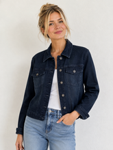 Laden Sie das Bild in den Galerie-Viewer, Jeansjacke