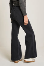 Laden Sie das Bild in den Galerie-Viewer, Para Mi Jeans Scotty