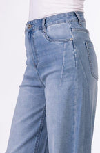 Laden Sie das Bild in den Galerie-Viewer, Blue Monkey Hose Giulia