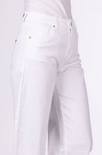 Laden Sie das Bild in den Galerie-Viewer, Blue Monkey Jeans Ilvy