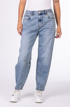 Laden Sie das Bild in den Galerie-Viewer, Blue Monkey Jeans Malou