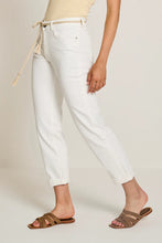 Laden Sie das Bild in den Galerie-Viewer, Para Mi Hose Bobby Weiß