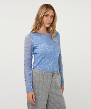 Laden Sie das Bild in den Galerie-Viewer, Esqualo Spitzenshirt blau